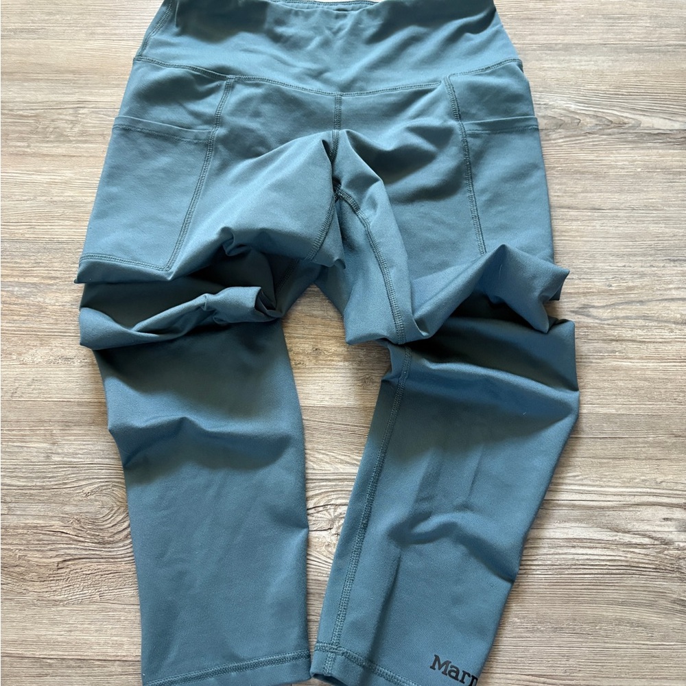 Marmot Women's 3/4 Leggings Size M